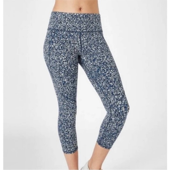 Sweaty Betty Pants - Sweaty Betty Power Leggings Cropped Capri Blue Hexagon PrintMedium